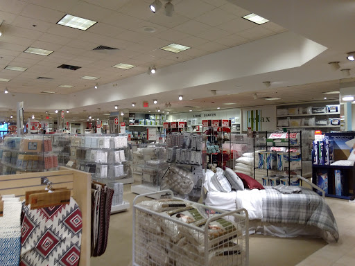 Department Store «Bon-Ton», reviews and photos, 270 Loudon Rd, Concord, NH 03301, USA