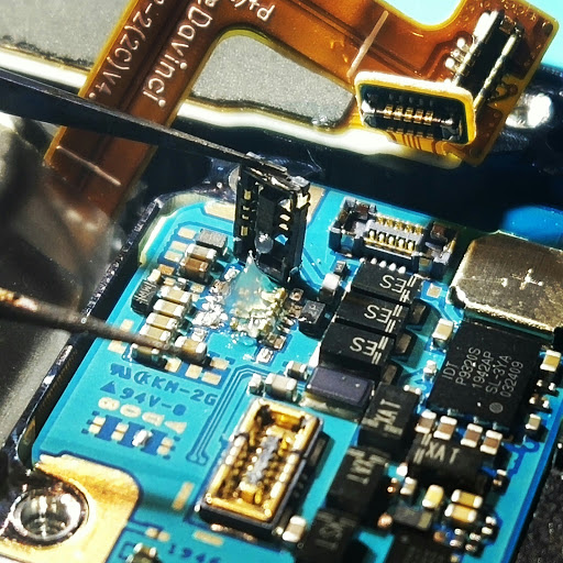 Mobile Phone Repair Shop «Revived Cellular & Technology», reviews and photos, 11070 SW Beaverton Hillsdale Hwy, Beaverton, OR 97005, USA