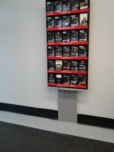 Tire Shop «Firestone Complete Auto Care», reviews and photos, 892 E Main St, Stamford, CT 06902, USA