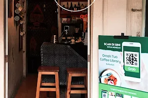 Omah Tua Coffee & Library image