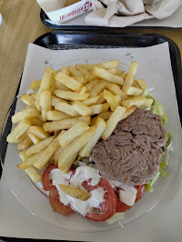 Plats et boissons du Restaurant de hamburgers Friterie La station à La Bassée - n°1