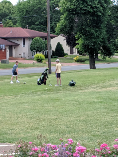 Golf Course «Mendota Heights Par 3 Golf Crs», reviews and photos, 1695 Dodd Rd, Mendota Heights, MN 55118, USA