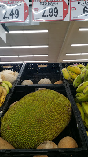 Grocery Store «Superior Grocers», reviews and photos, 16100 Lakewood Blvd, Bellflower, CA 90706, USA