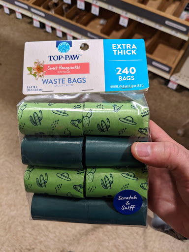 Pet Supply Store «PetSmart», reviews and photos, 3351 Jefferson Davis Hwy, Alexandria, VA 22305, USA