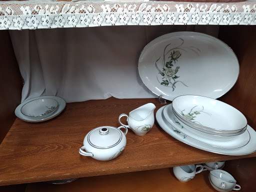 Antique Store «Hidden Talent Gifts & Antiques», reviews and photos, 400 S Main St, McGregor, TX 76657, USA