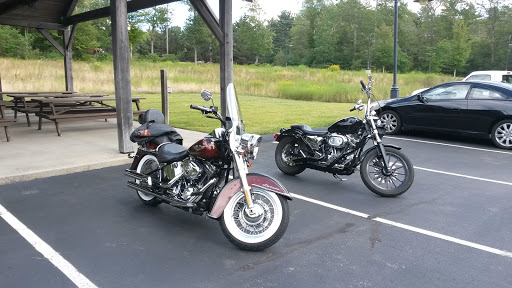 Harley-Davidson Dealer «Ocean State Harley-Davidson Shop», reviews and photos, 435 Nooseneck Hill Rd, Exeter, RI 02822, USA