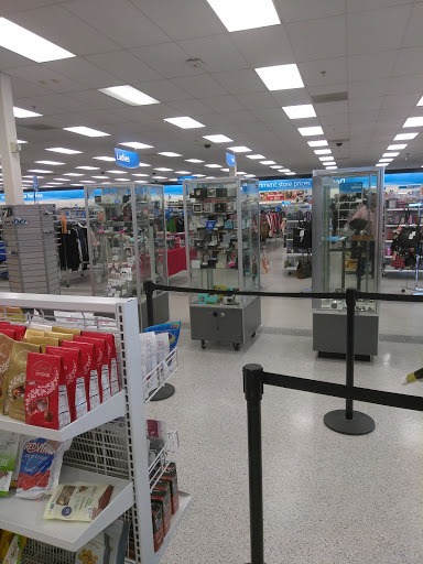 Clothing Store «Ross Dress for Less», reviews and photos, 719 Thompson Ln, Nashville, TN 37204, USA