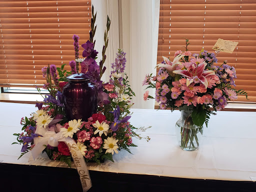 Community Center «Oak Creek Community Center», reviews and photos, 8580 S Howell Ave, Oak Creek, WI 53154, USA