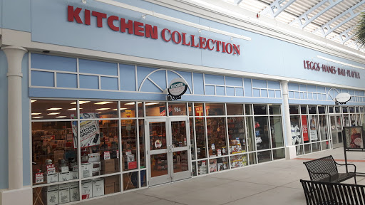 Outlet Mall «Tanger Outlet Charleston», reviews and photos, 4840 Tanger Outlet Blvd, North Charleston, SC 29418, USA