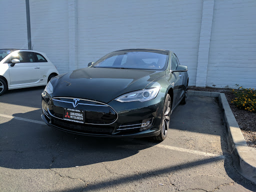 Mitsubishi Dealer «Universal Auto Group dba Glendale Mitsubishi», reviews and photos, 1235 S Brand Blvd, Glendale, CA 91204, USA