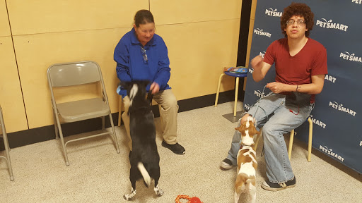 Pet Supply Store «PetSmart», reviews and photos, 12046 Paul Mayer Ave, Bridgeton, MO 63044, USA