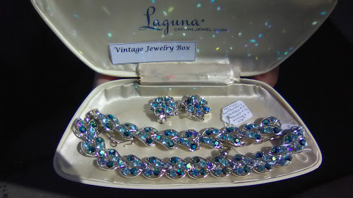 Thrift Store «Bargain Loft-Herndon Reston», reviews and photos, 336 Victory Dr, Herndon, VA 20170, USA