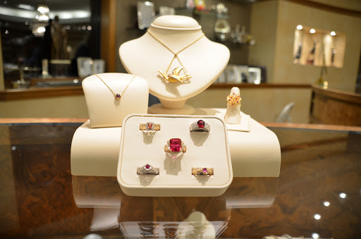 Jewelry Store «Argo & Lehne Jewelers», reviews and photos, 3100 Tremont Rd, Columbus, OH 43221, USA