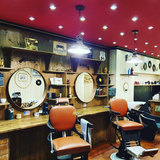 Dill's Barbershop in Frederiksberg Municipality, Frederiksberg