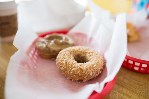 Donut Shop «Donut King», reviews and photos, 1807 Santa Rita Rd, Pleasanton, CA 94566, USA