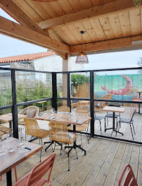 Atmosphère du Restaurant Crevettes et Claquettes à La Brée-les-Bains - n°1