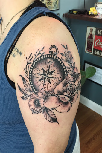 Tattoo Shop «Modern Electric Tattoo and Body Piercing», reviews and photos, 411 S Wesleyan Blvd, Rocky Mount, NC 27803, USA