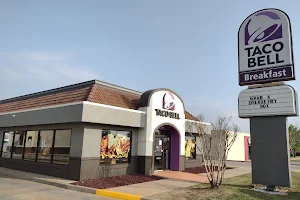 Taco Bell image