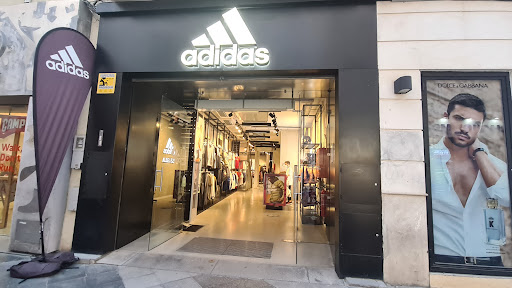 Adidas Store Sevilla - Tetuán