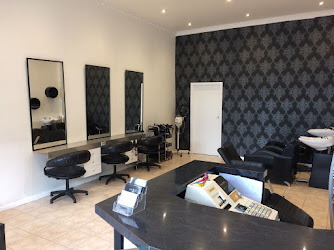 Unique Look Hair & Beauty salon