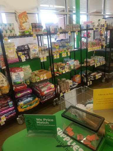 Pet Supply Store «Pet Supplies Plus», reviews and photos, 34370 Aurora Rd, Solon, OH 44136, USA