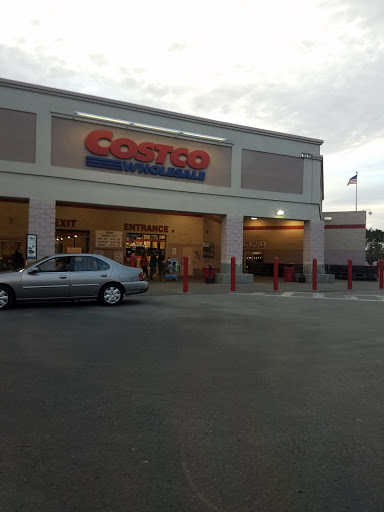 Warehouse store «Costco Wholesale», reviews and photos, 10921 Causeway Blvd, Brandon, FL 33511, USA