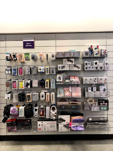 Department Store «Nordstrom Rack Skyview Center», reviews and photos, 4024 College Point Blvd, Flushing, NY 11354, USA