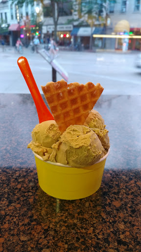 Ice Cream Shop «La Coppa Gelato Cafe», reviews and photos, 341 State St, Madison, WI 53703, USA