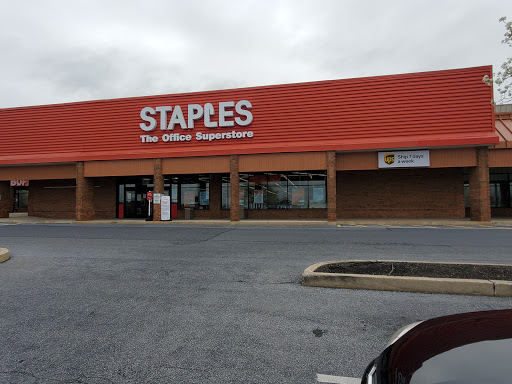 Staples, 1820 Quentin Rd, Lebanon, PA 17042, USA, 