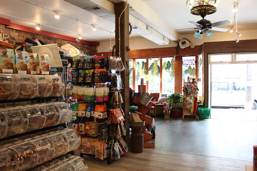 Pet Supply Store «Wally Pets», reviews and photos, 4411 Wallingford Ave N, Seattle, WA 98103, USA