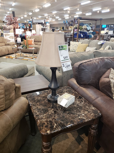 Furniture Store «Furniture On Consignment», reviews and photos, 4506 E 13th St N, Wichita, KS 67208, USA