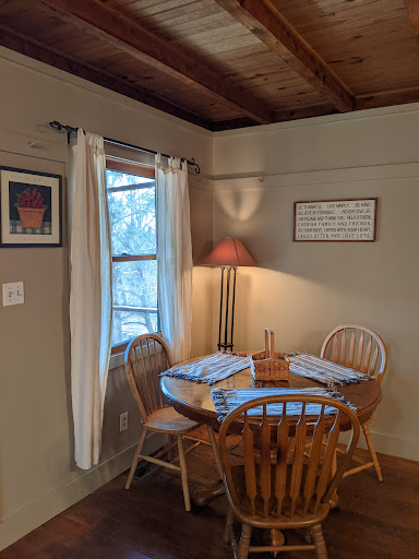 Cabin Rental Agency «White Oaks Cabins», reviews and photos, 2140 Morgan Rd, Taswell, IN 47175, USA