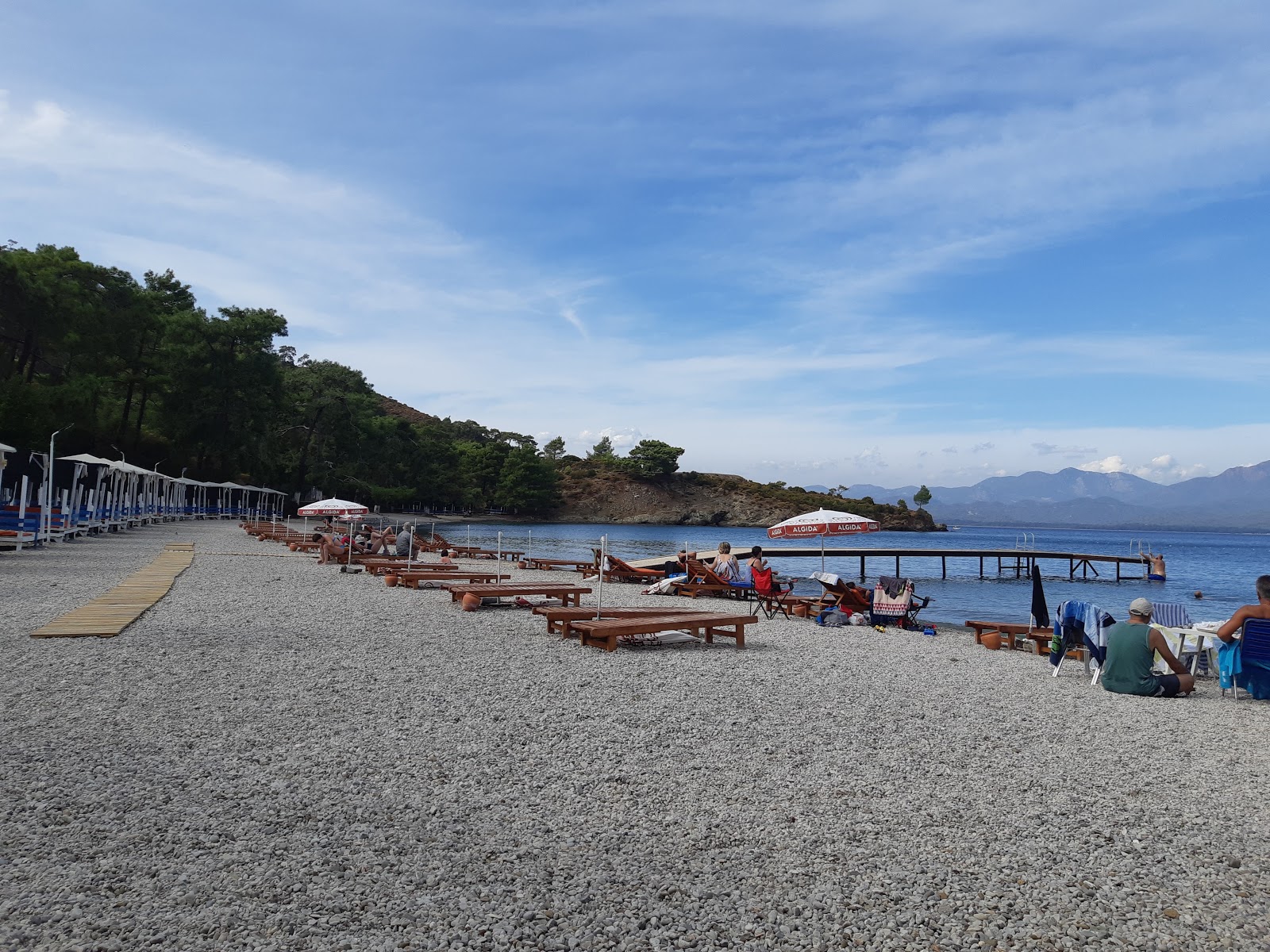 Fotografie cu Great Samanlik beach cu o suprafață de pietricel ușor