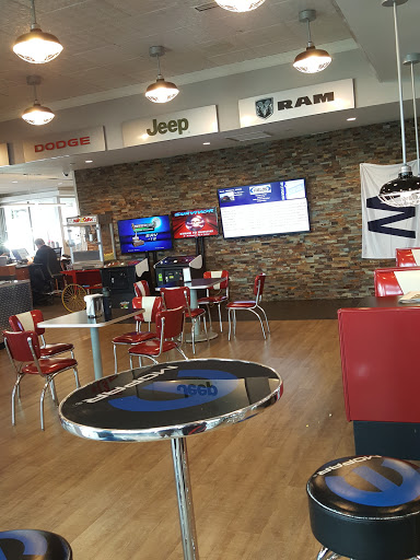 Jeep Dealer «Fields Chrysler Jeep Dodge RAM Glenview», reviews and photos, 2800 Patriot Blvd, Glenview, IL 60026, USA