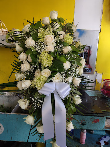 Florist «Flowers Vs Flowers», reviews and photos, 414 Main St, Paterson, NJ 07501, USA