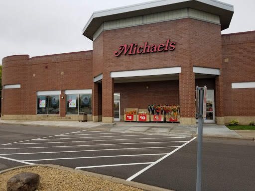 Craft Store «Michaels», reviews and photos, 11522 Wayzata Blvd, Minnetonka, MN 55305, USA