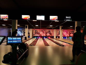 Bally's Bar, Grill & Bowling