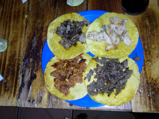 Buffet de Tacos SABRO KARNE Suc.Perimetral Carlos Amaya