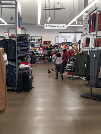 Clothing Store «Old Navy», reviews and photos, 49 W Hillsdale Blvd, San Mateo, CA 94403, USA