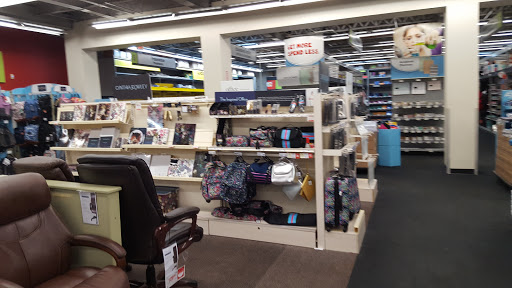 Office Supply Store «Staples», reviews and photos, 2120 SW 32nd Ave, Coral Gables, FL 33145, USA