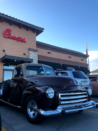 Fast Food Restaurant «Chick-fil-A», reviews and photos, 14730 W Colfax Ave, Lakewood, CO 80401, USA