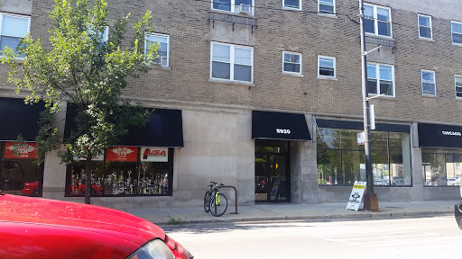 Gym «B&W Gym», reviews and photos, 5920 N Ridge Ave, Chicago, IL 60660, USA