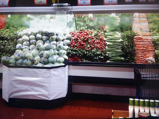 Grocery Store «Fiesta Foods», reviews and photos, 1875 N 1st St, Hermiston, OR 97838, USA