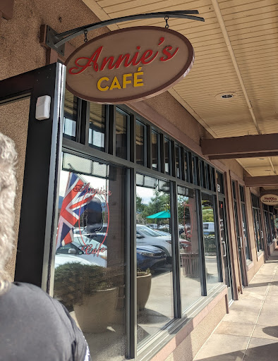 Annies Cafe Lake Elsinore image