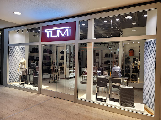 TUMI Store - Edina