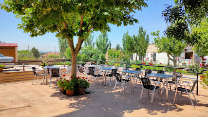 Restaurante Barranco - C. Fornillos, s/n, 22310 Castejón del Puente, Huesca, Spain