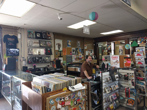 Record Store «Exile on Main Street», reviews and photos, 100 N Chestnut St #120, Champaign, IL 61820, USA