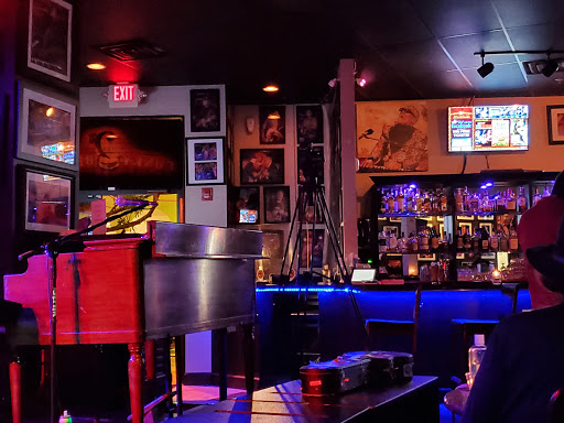 Bar «Funky Biscuit», reviews and photos, 303 SE Mizner Blvd #59, Boca Raton, FL 33432, USA