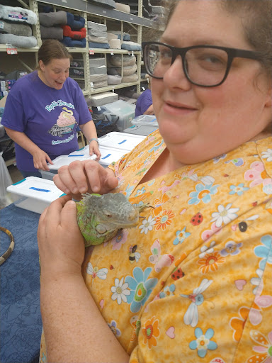 Pet Supply Store «PetSmart», reviews and photos, 1700 Fruitville Pike, Lancaster, PA 17601, USA