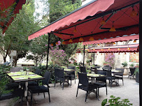 Atmosphère du Restaurant Jardin Des Arts à Arles - n°3